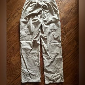 tan Dickies women’s pants